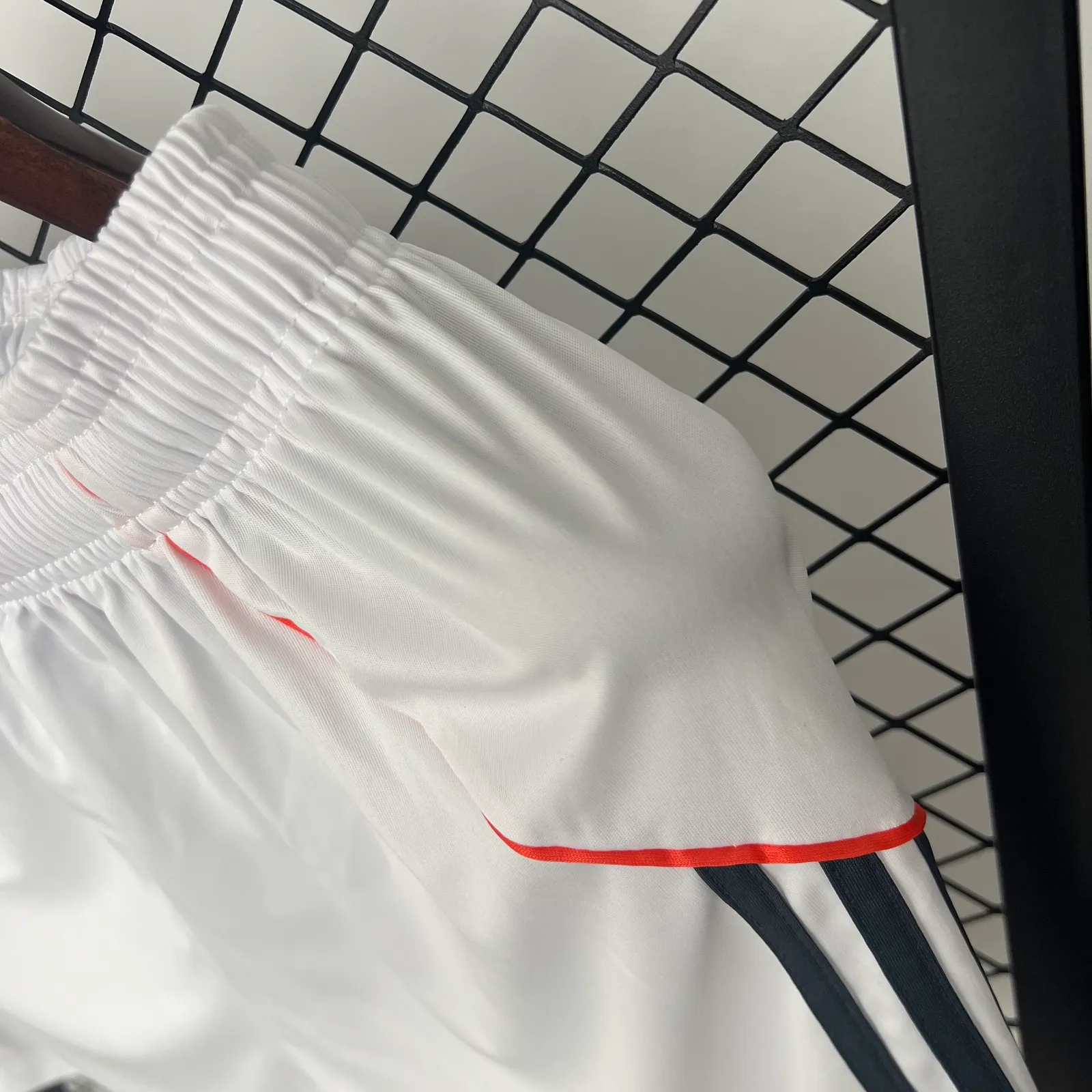 25/26 Shorts Bayern Munich Away — 2/2