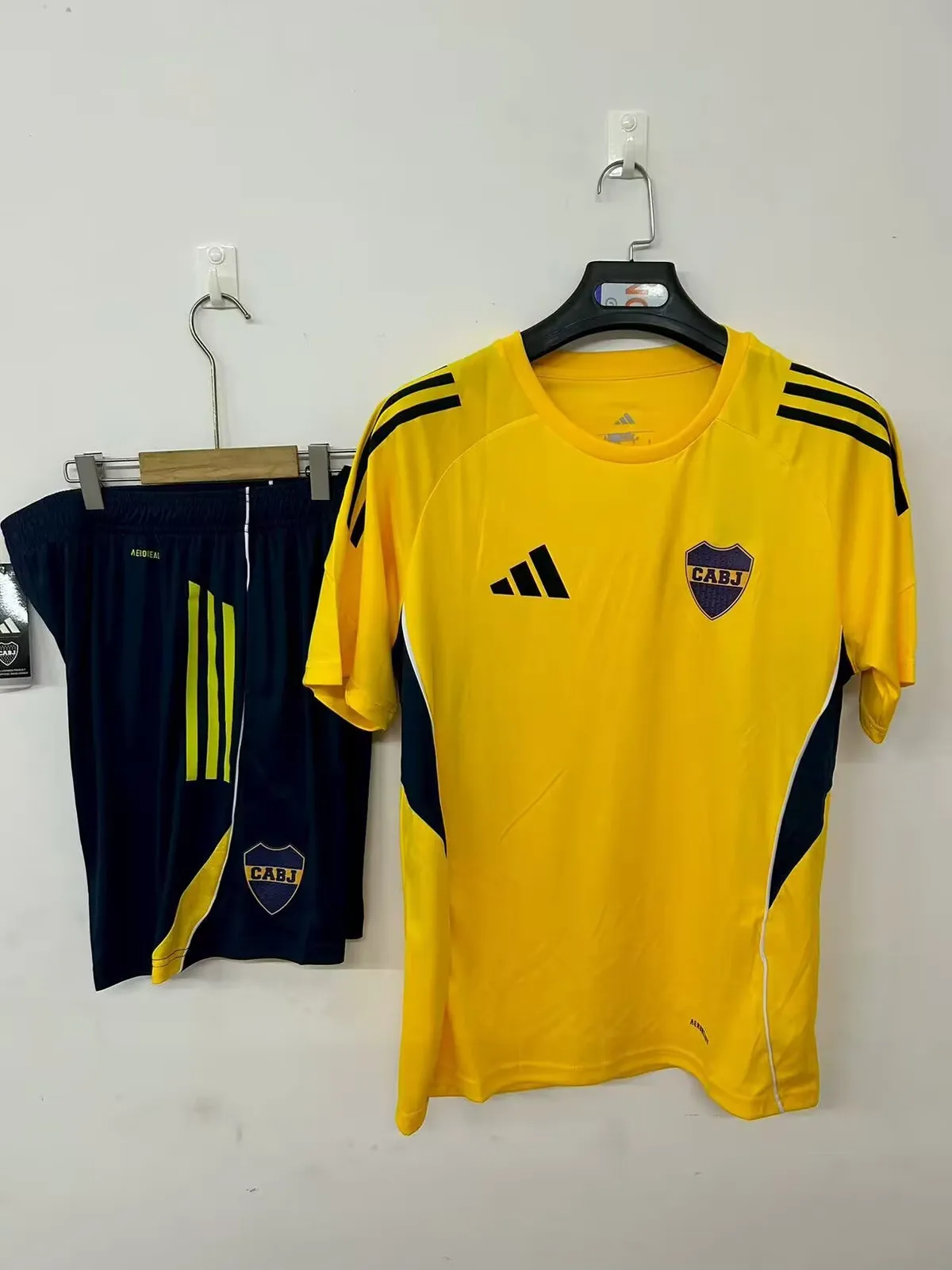 25/26 Boca training suit yellow — 2/2