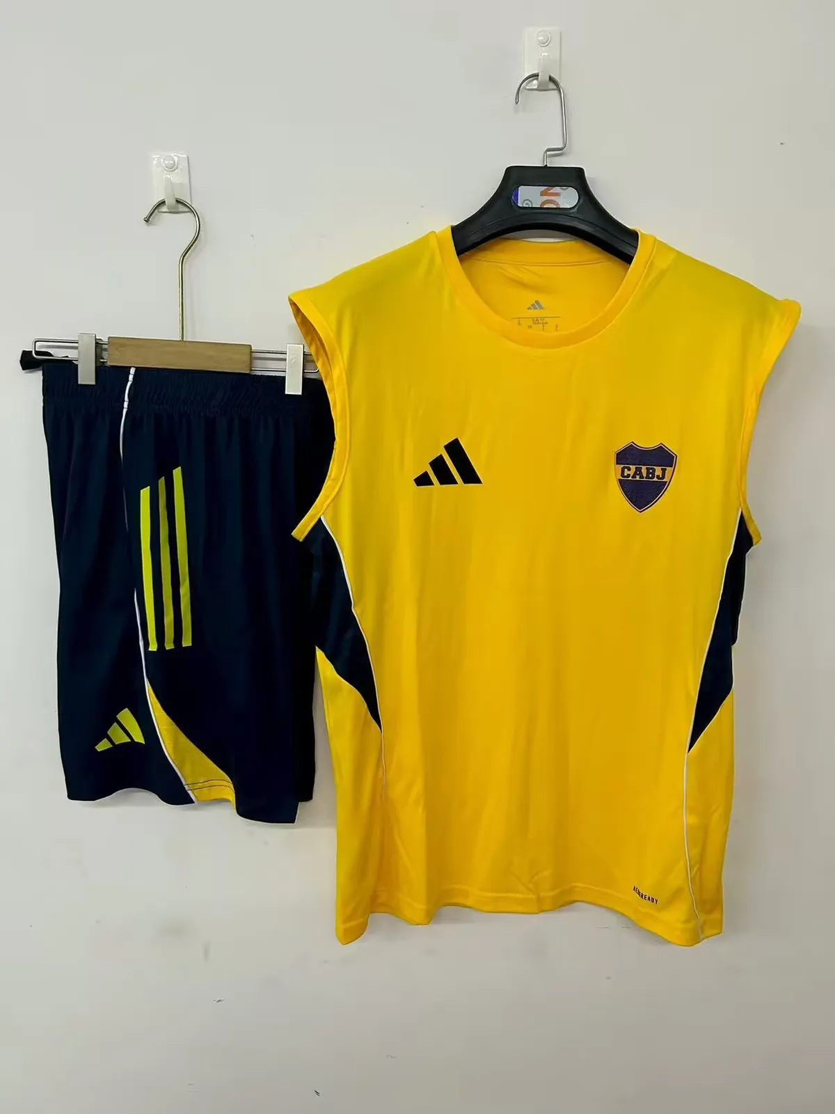 25/26 Boca training suit yellow — 2/2