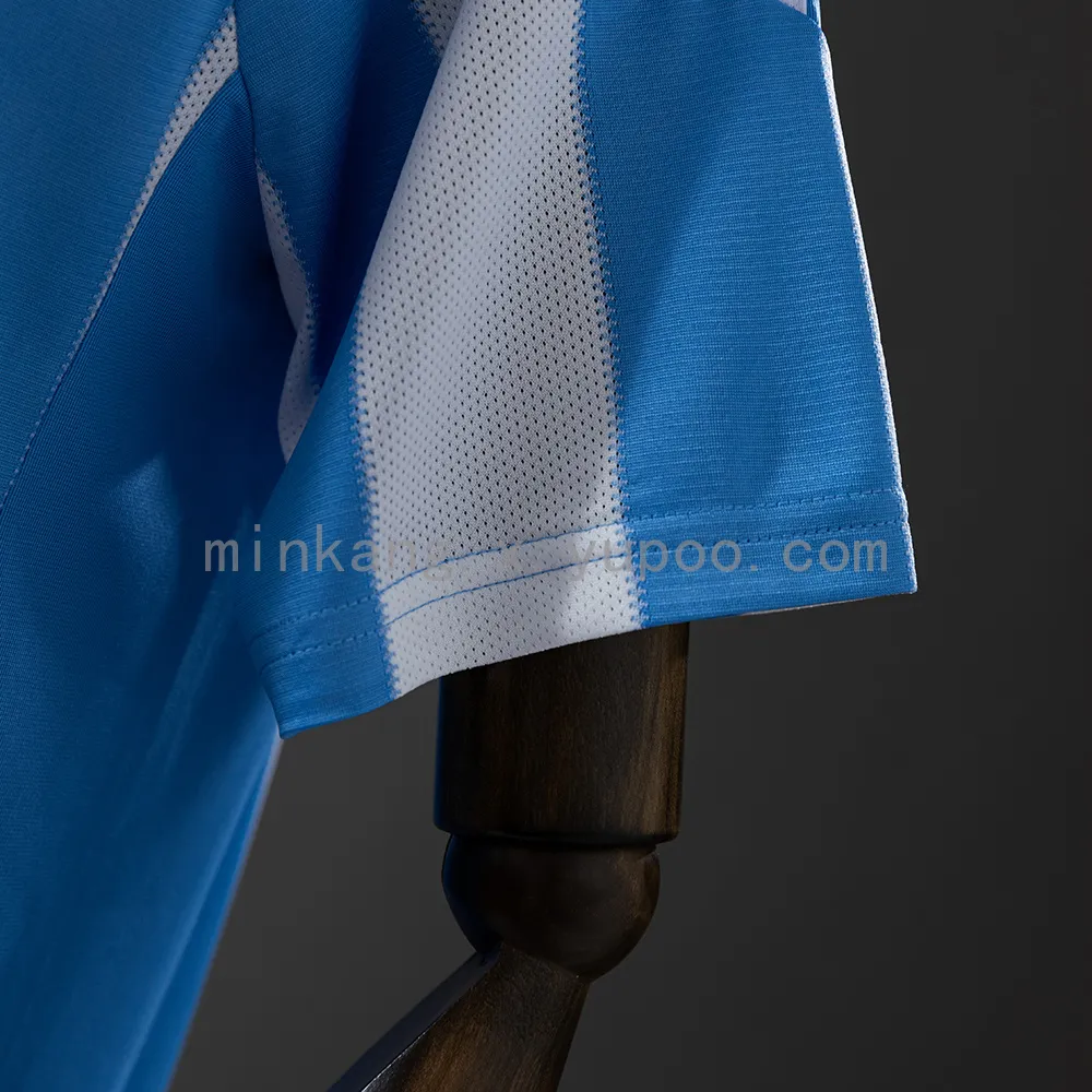 Retro 2010 Argentina home — 2/2