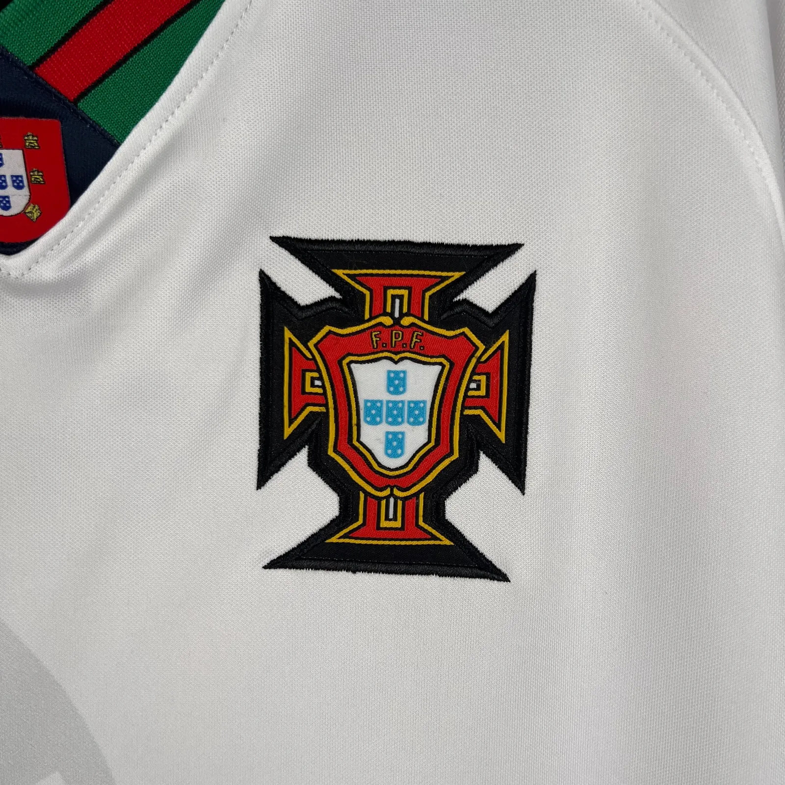 Retro Portugal 96/97 away — 1/2