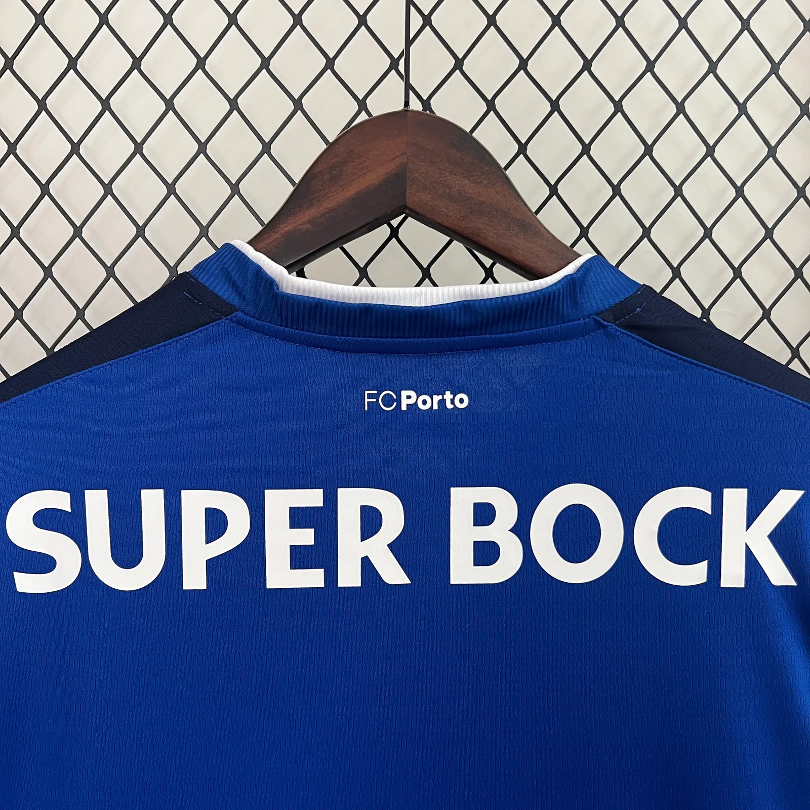24/25 Porto home