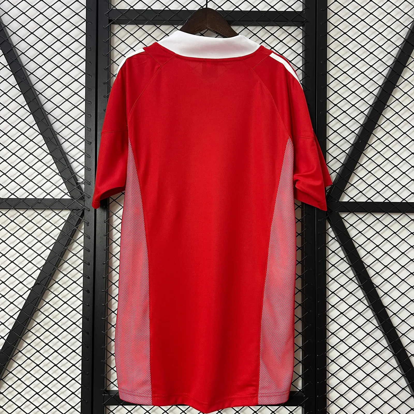Retro Benfica 02/03 Home — 2/2