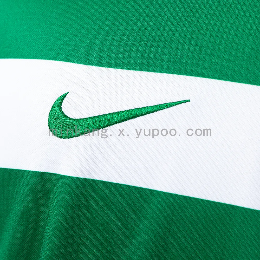25/26 woman Sporting Lisbon home — 2/2