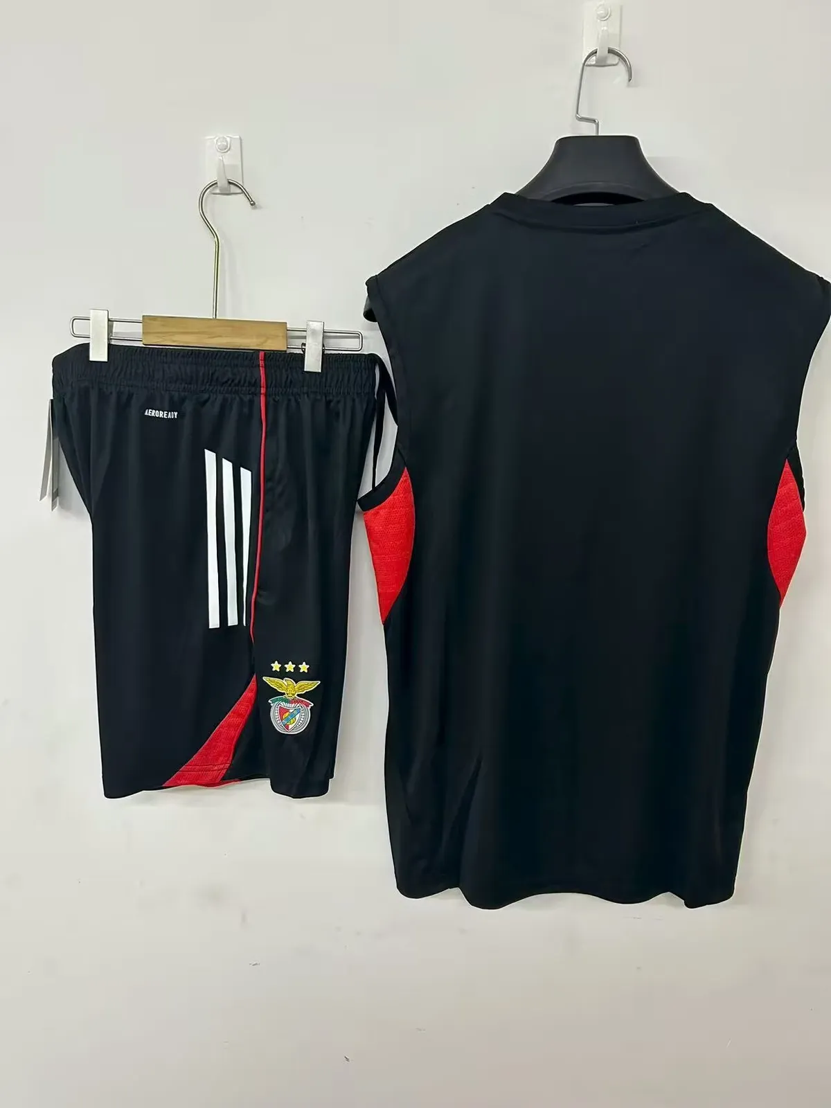 25/26 Benfica training jersey black