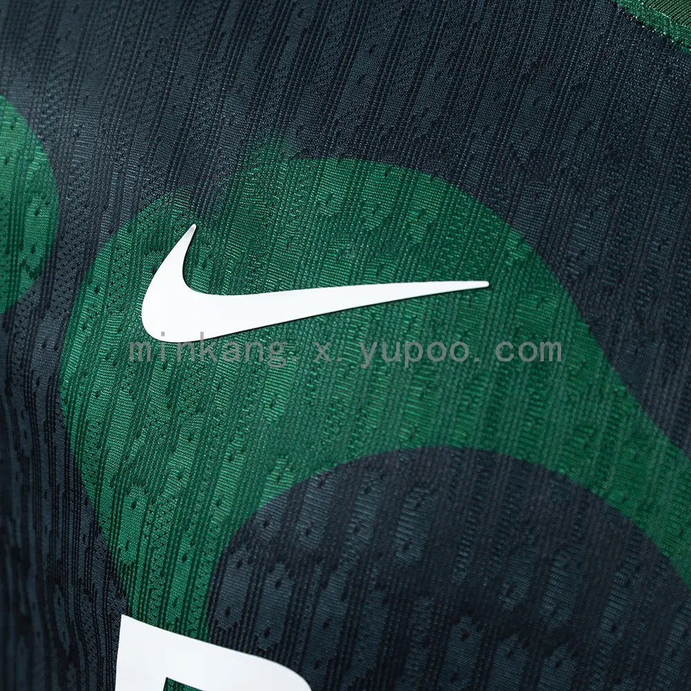 Sporting Lisbon 25/26 Player Version Alternative Jersey Black — 2/2