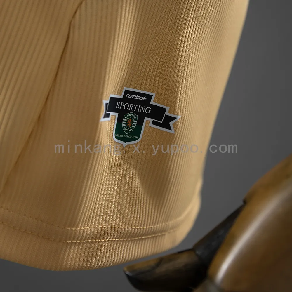 Sporting Lisbon 03/04 Away Retro Jersey — 2/2