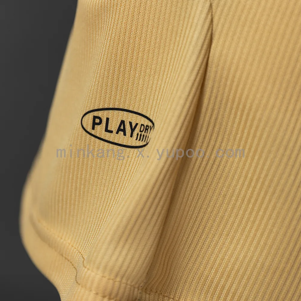 Sporting Lisbon 03/04 Away Retro Jersey