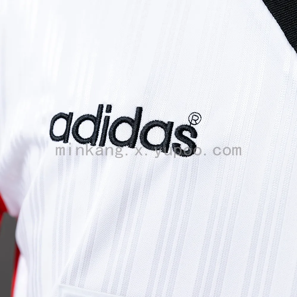 Retro 95/96 Rangers Red and White — 2/2