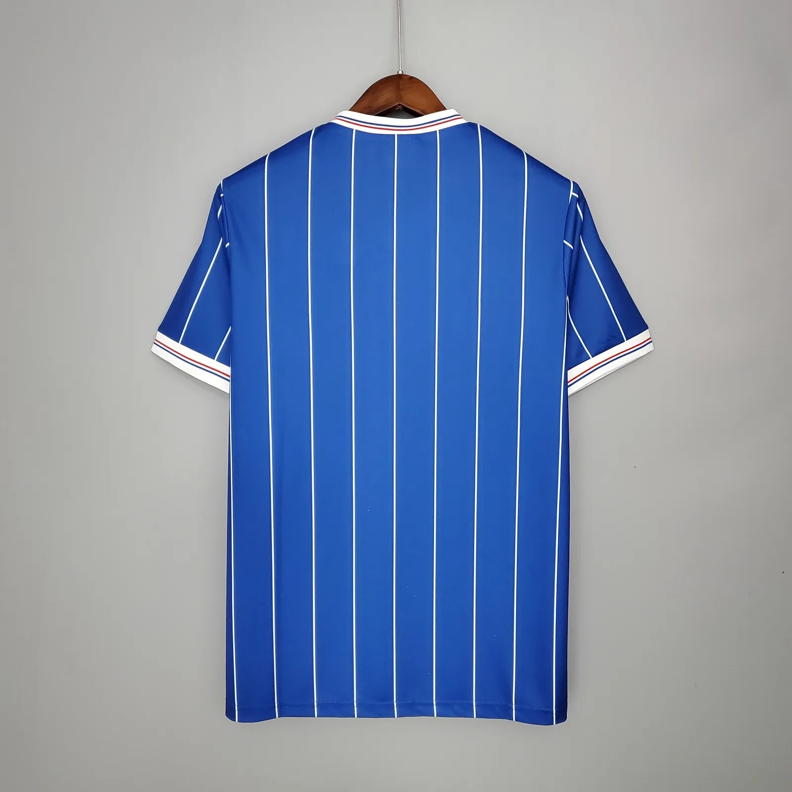 Retro Rangers 82/83 home — 1/2