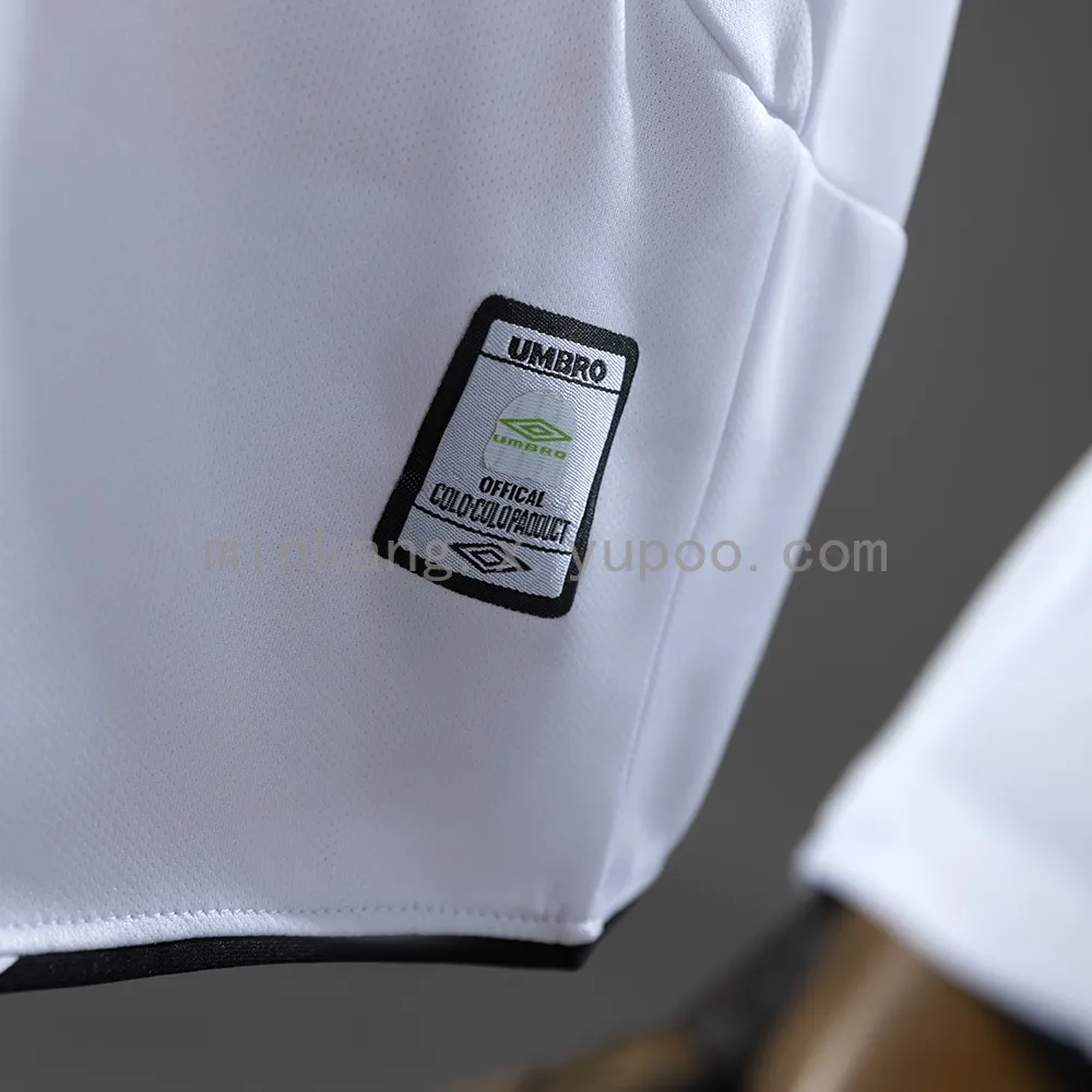 Retro Long Sleeve Colo Colo 2006 Home