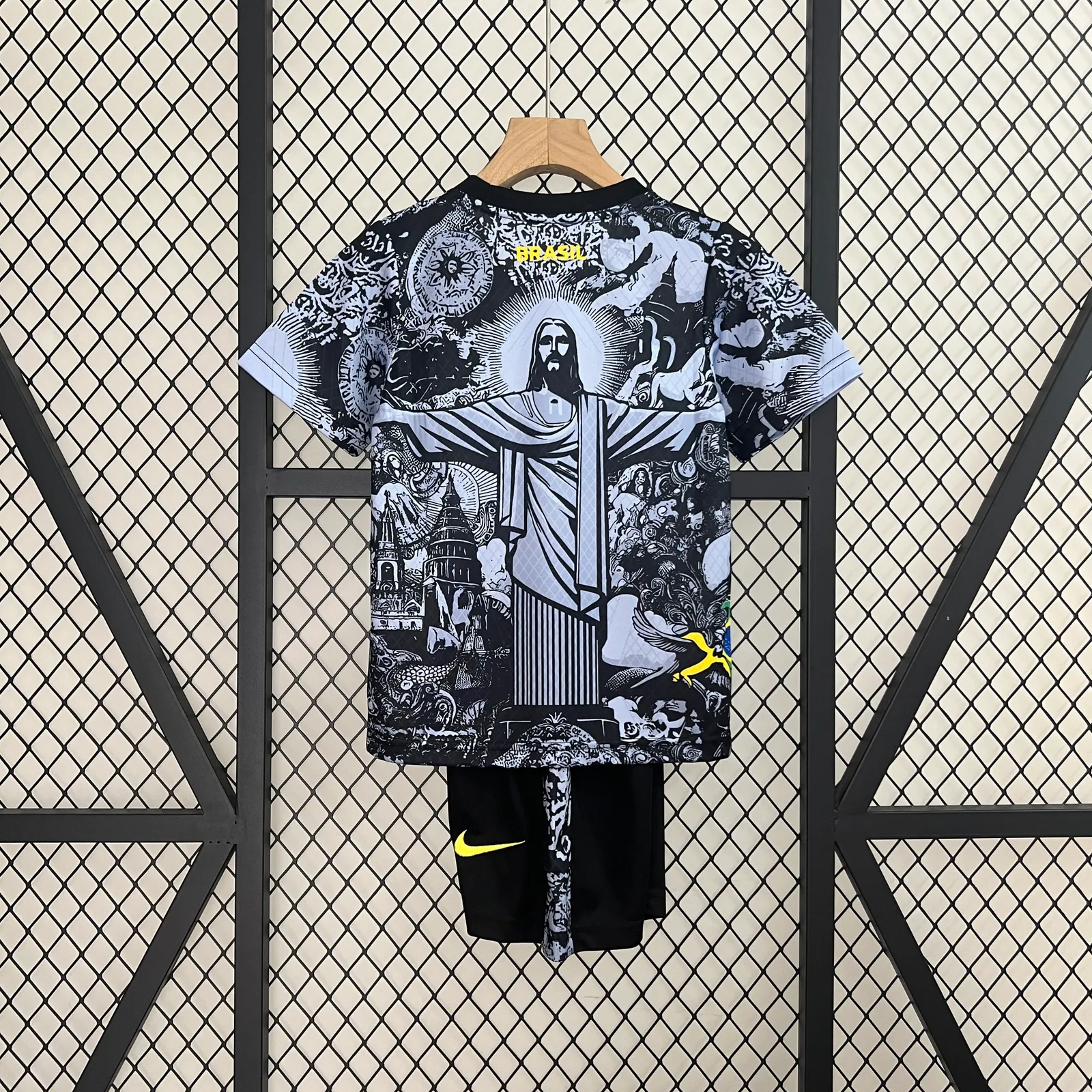 2024 Kids Brazil Special Edition Size: 16-28 — 2/2