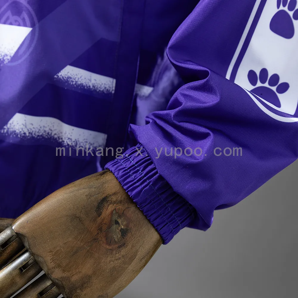 25/26 Real Madrid Windbreaker — 2/2