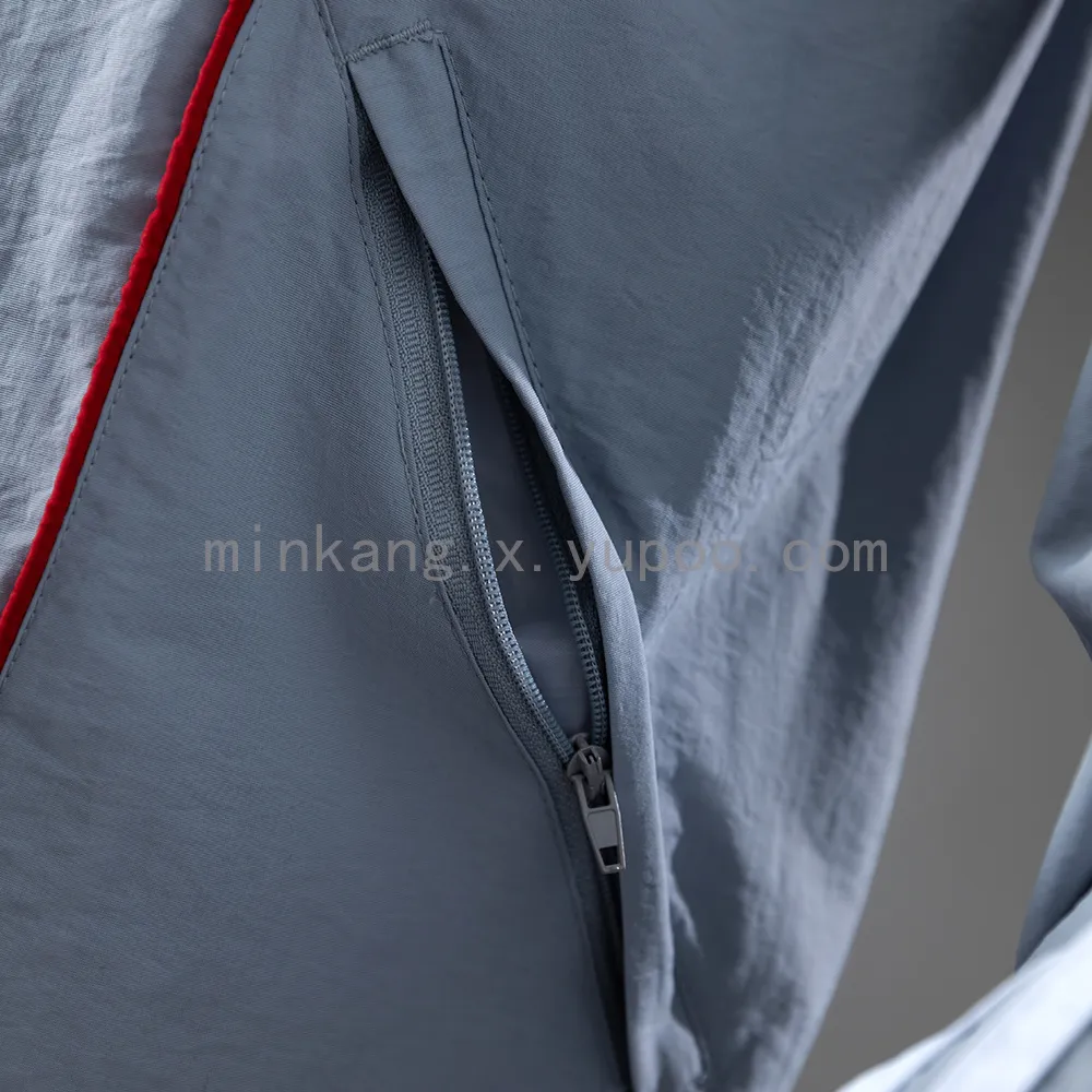 25/26 Bayern Munich Windbreaker — 2/2