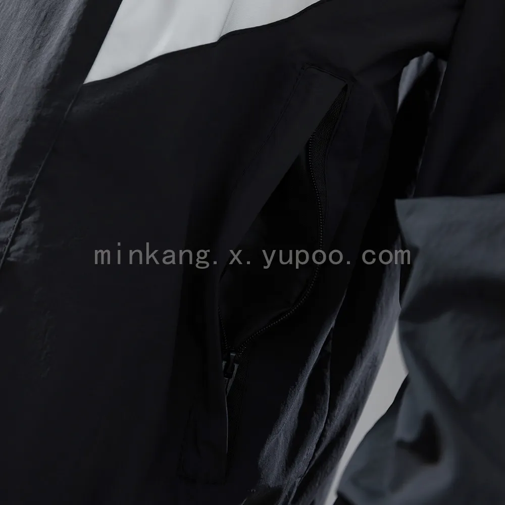 25/26 M-U Windbreaker