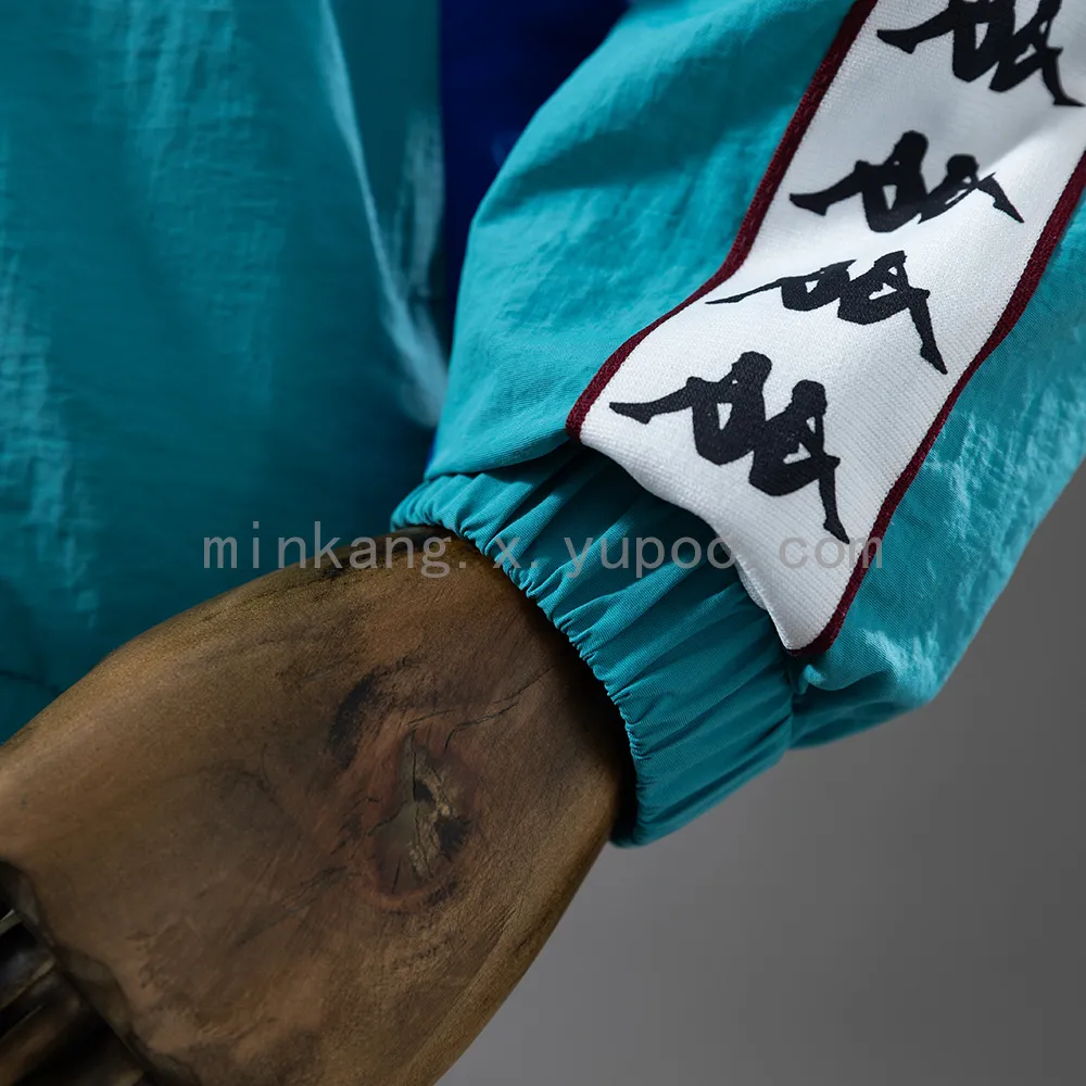25/26 Arsenal Windbreaker — 2/2