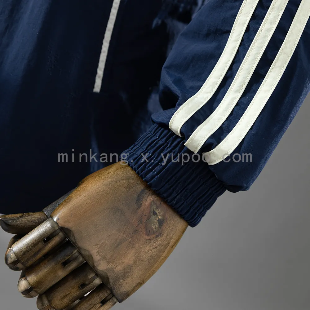 25/26 Chelsea Windbreaker — 2/2