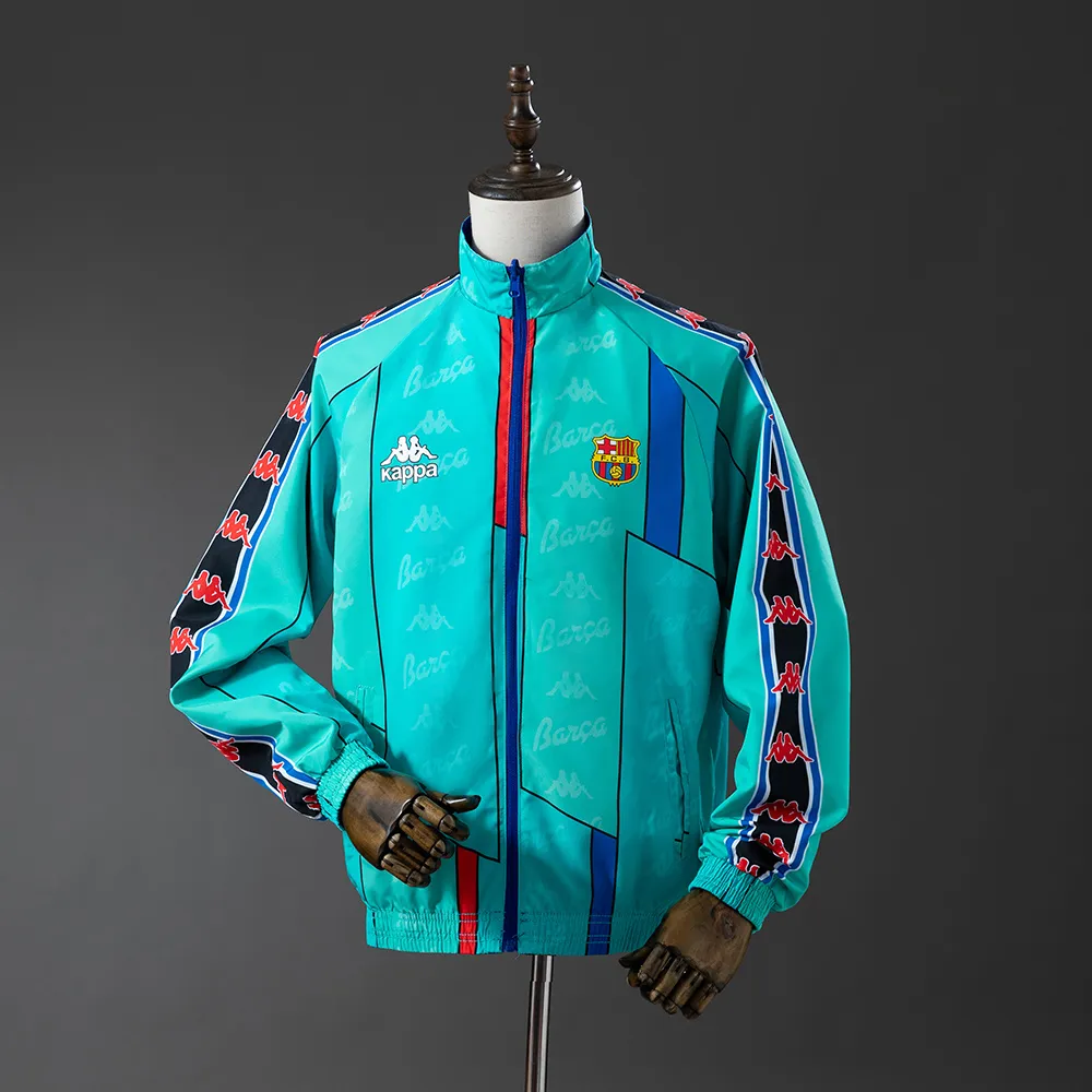 25/26 Barcelona Trench Coat Reversible — 1/2