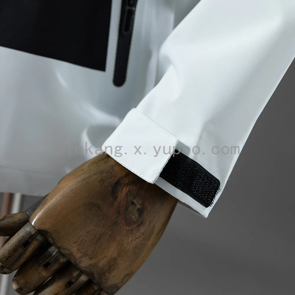 Real Betis Windbreaker - Black & White — 2/2