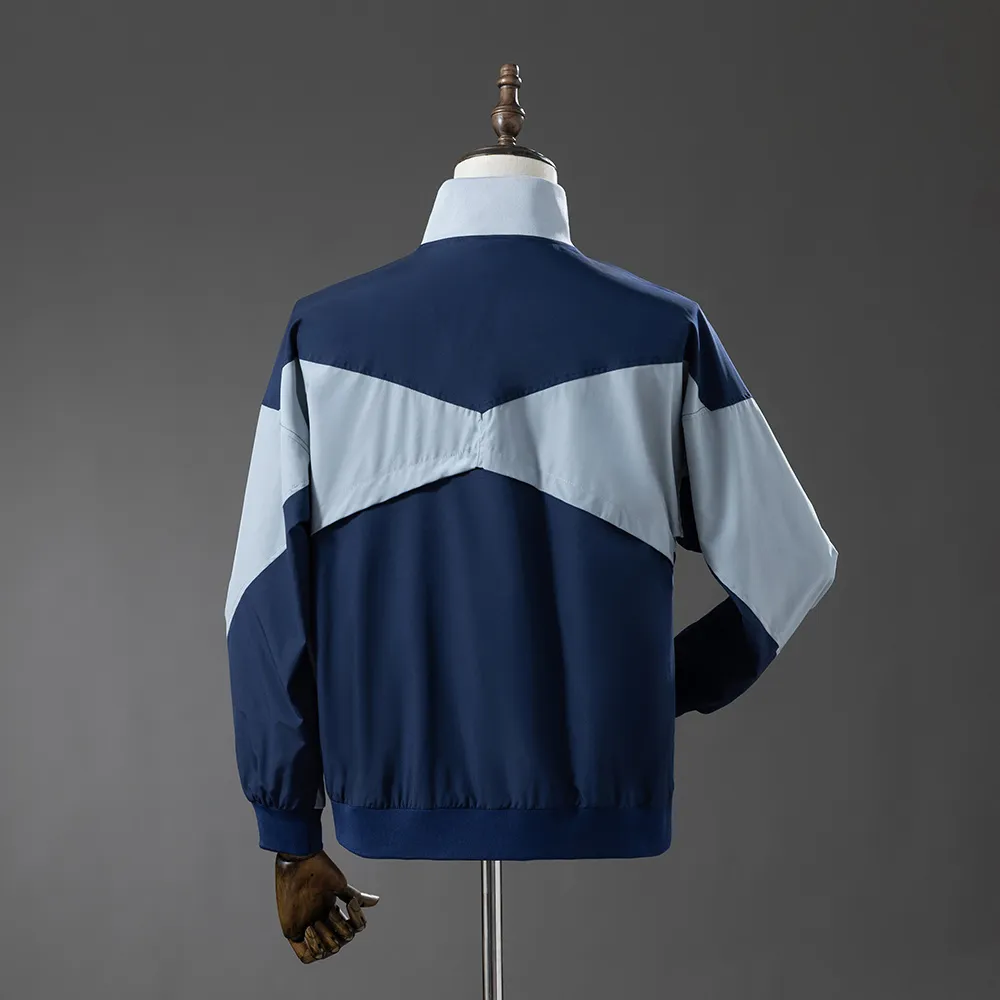 Tottenham Hotspur 25/26 Windbreaker - Navy Blue — 2/2