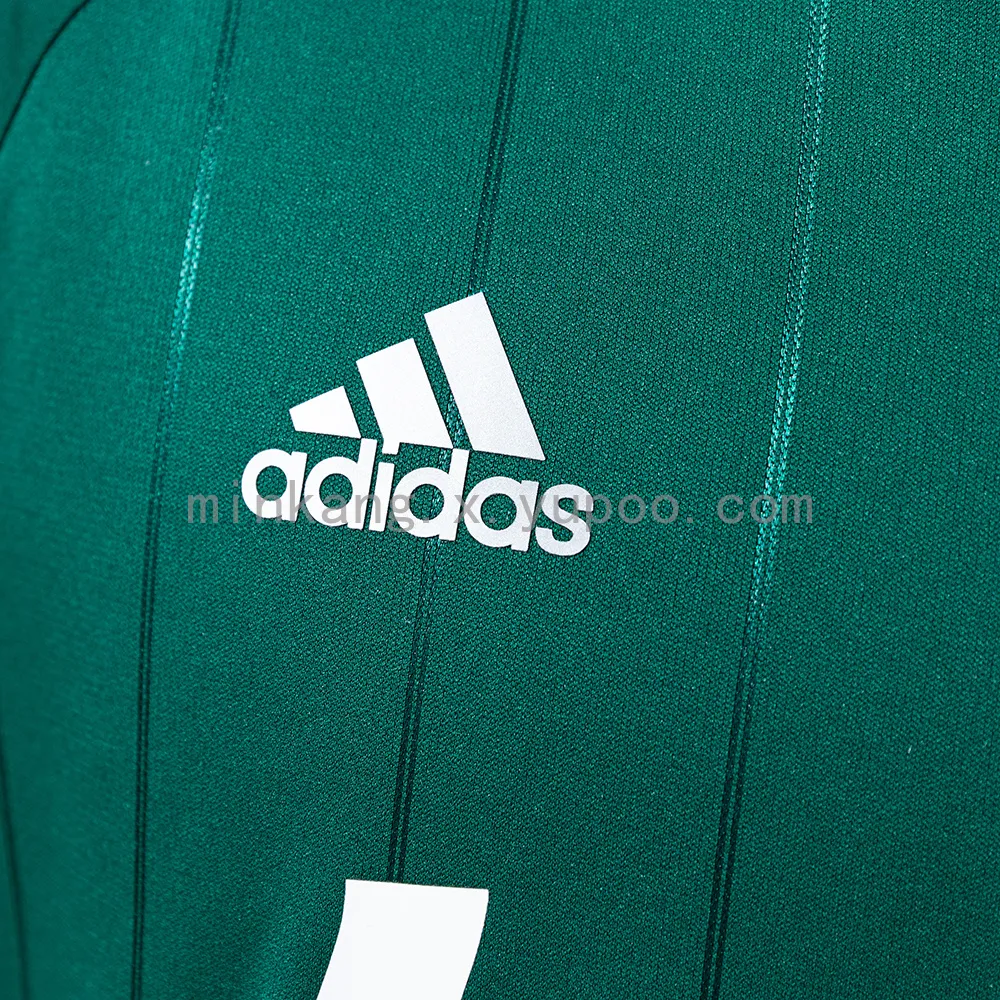Retro Real Madrid 12/13 third away — 2/2