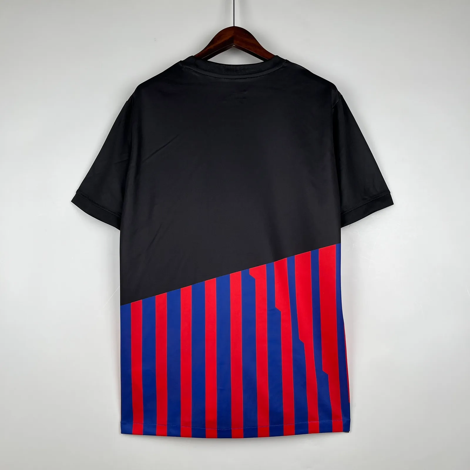 23/24 Barcelona Special Edition — 2/2