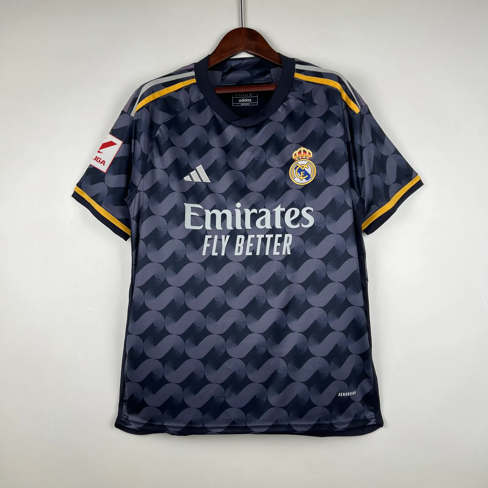 23/24 Real Madrid Away — 1/2