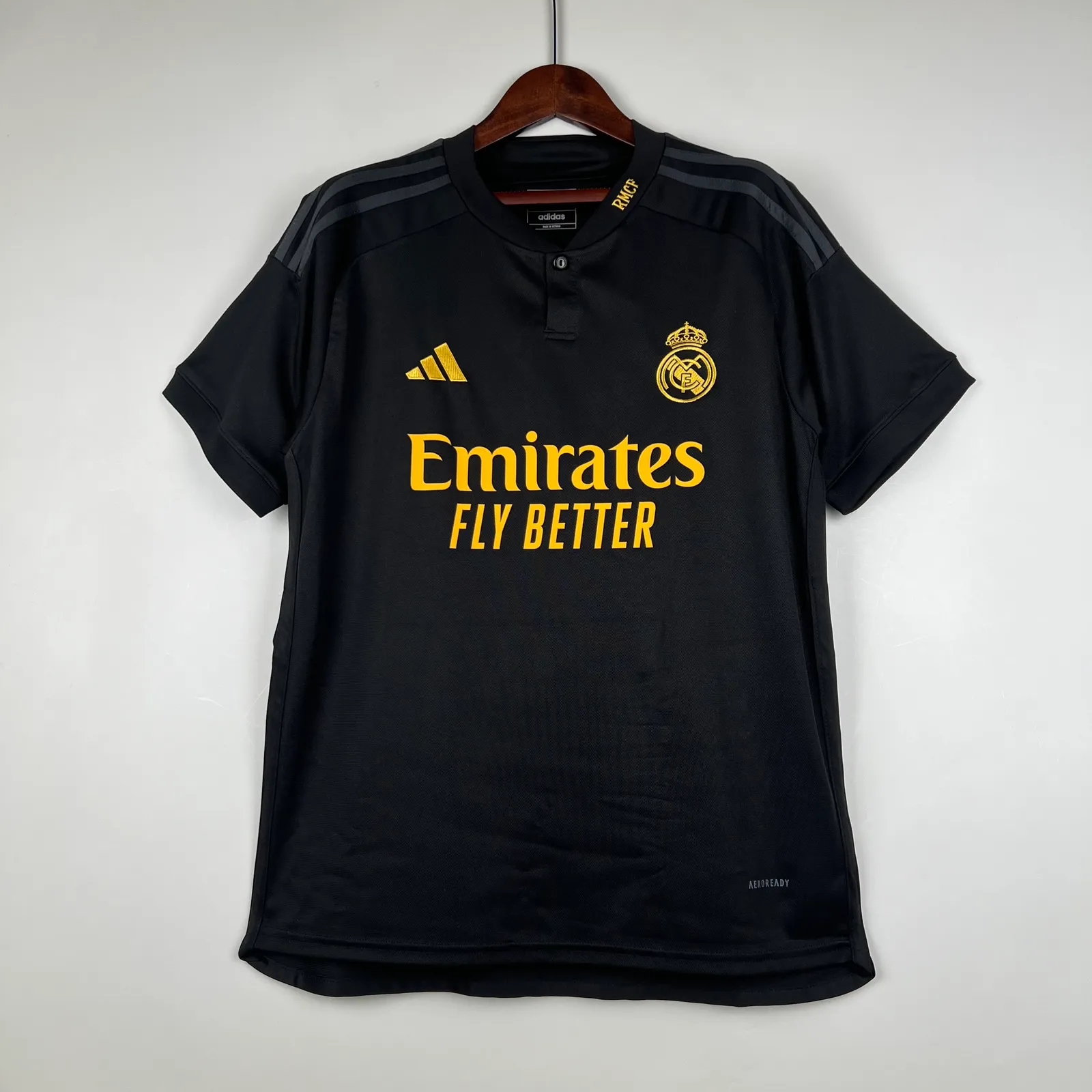 23/24 Real Madrid third away — 1/2