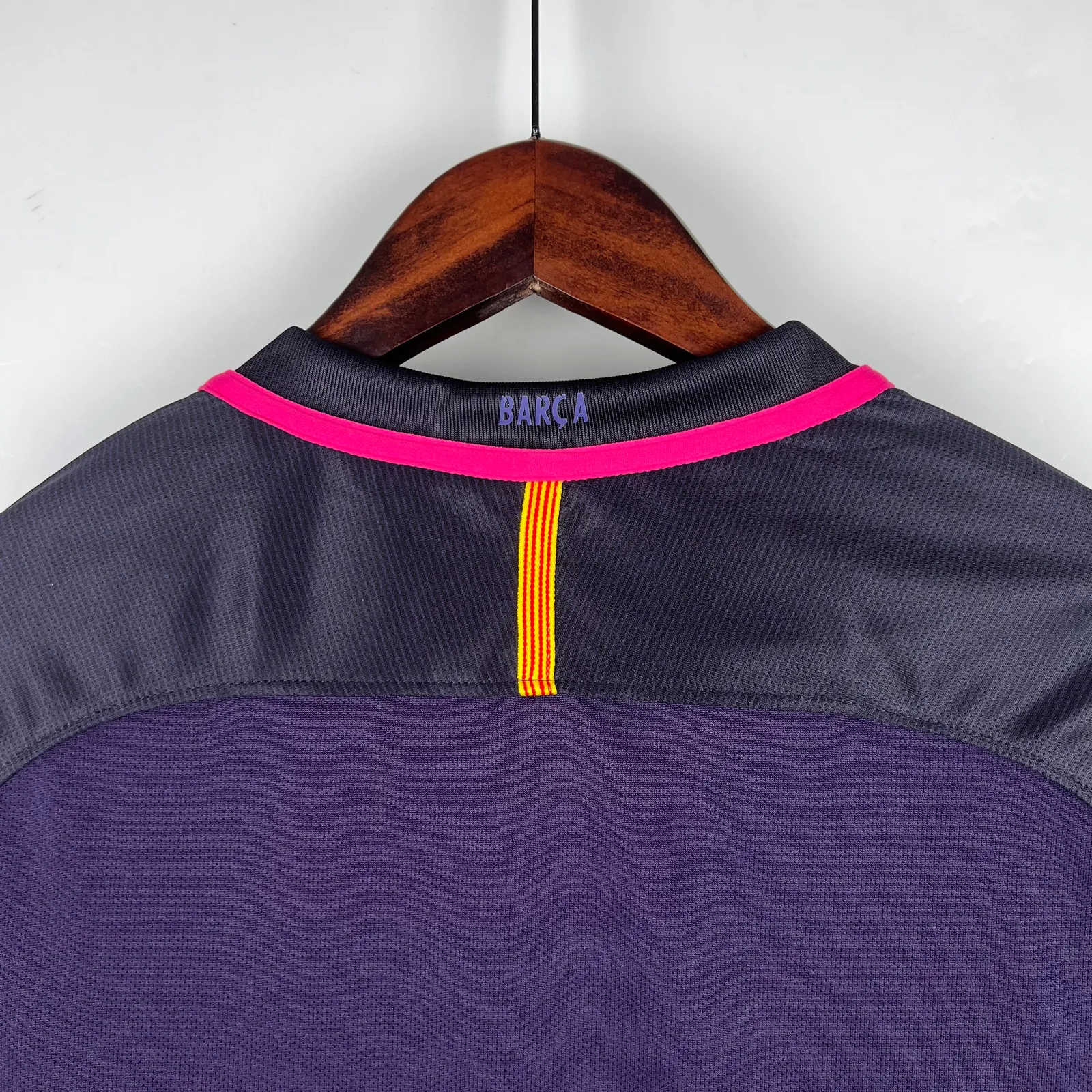 Retro Barcelona 16/17 Away — 2/2