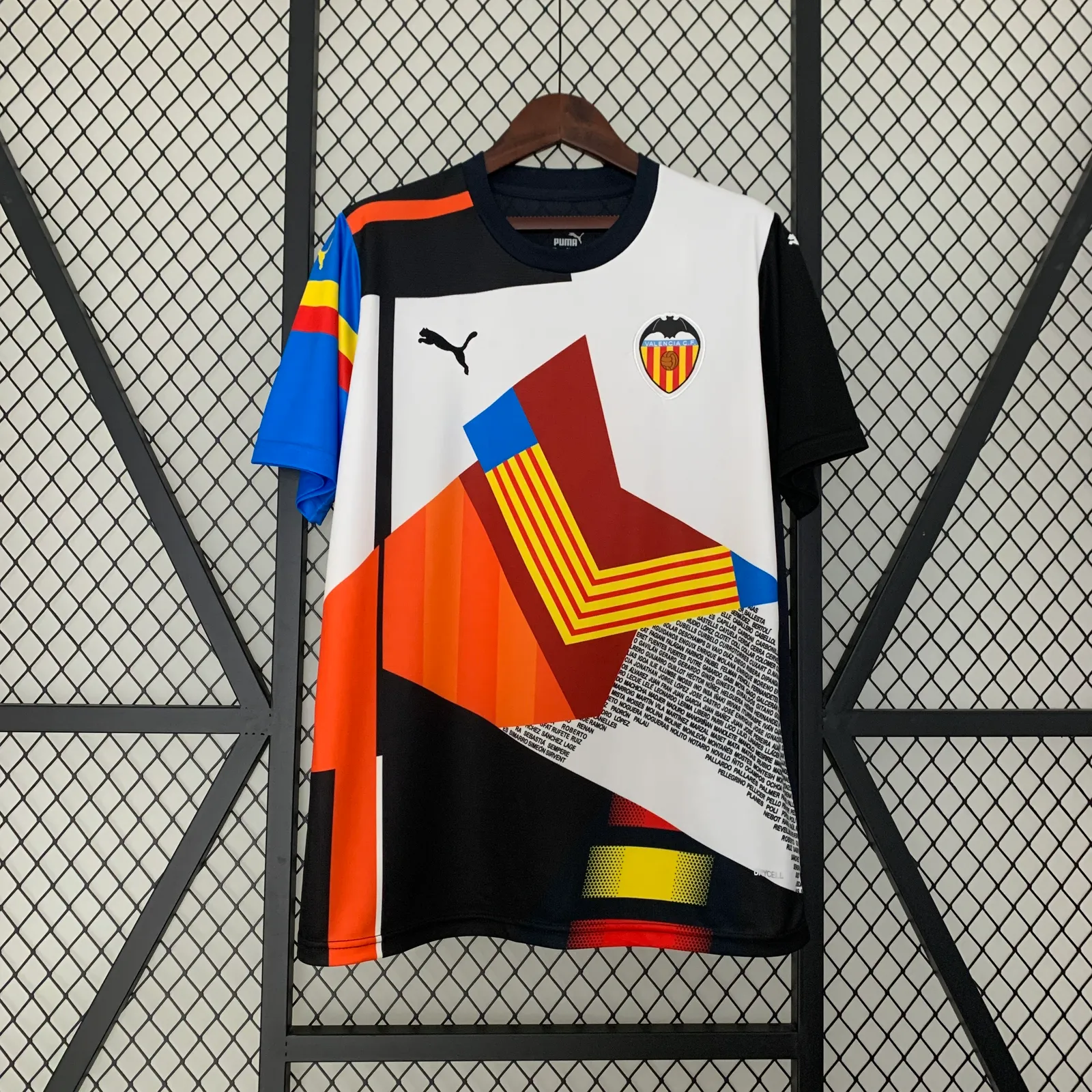 23/24 Valencia Special Edition — 2/2
