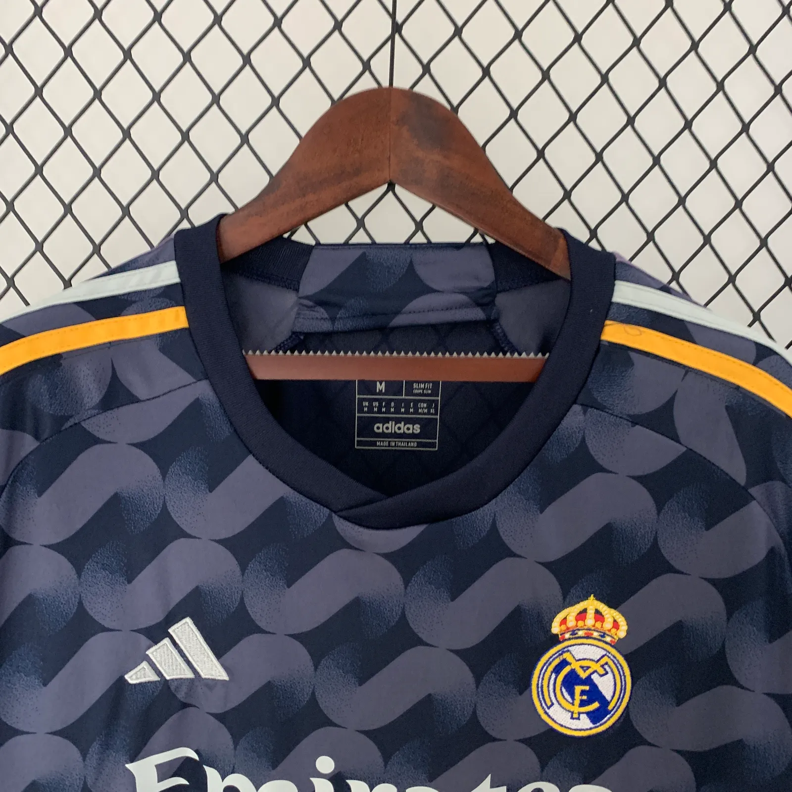 23/24 Long sleeve Real Madrid away — 2/2