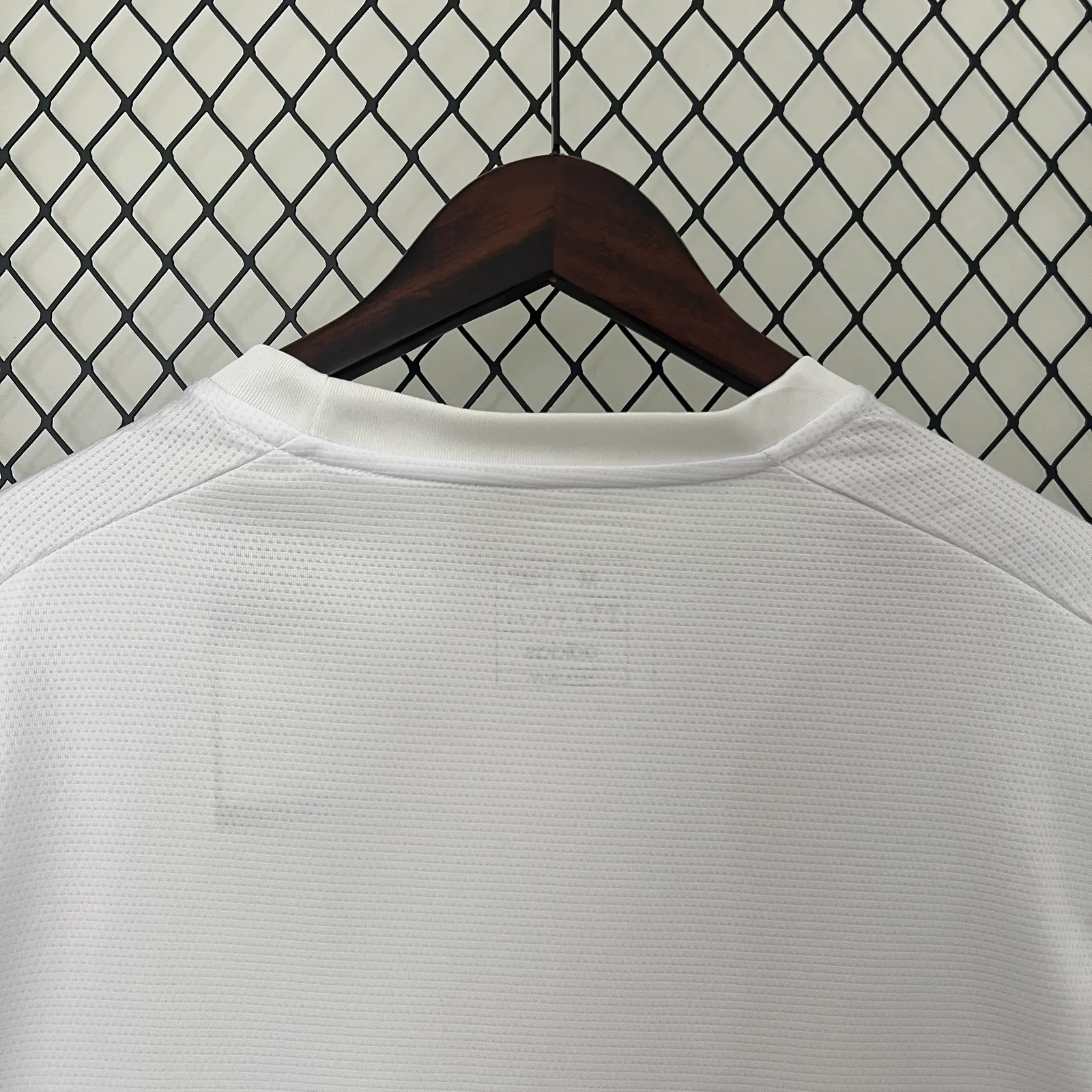 24/25 Real Madrid Y3 version white — 2/2