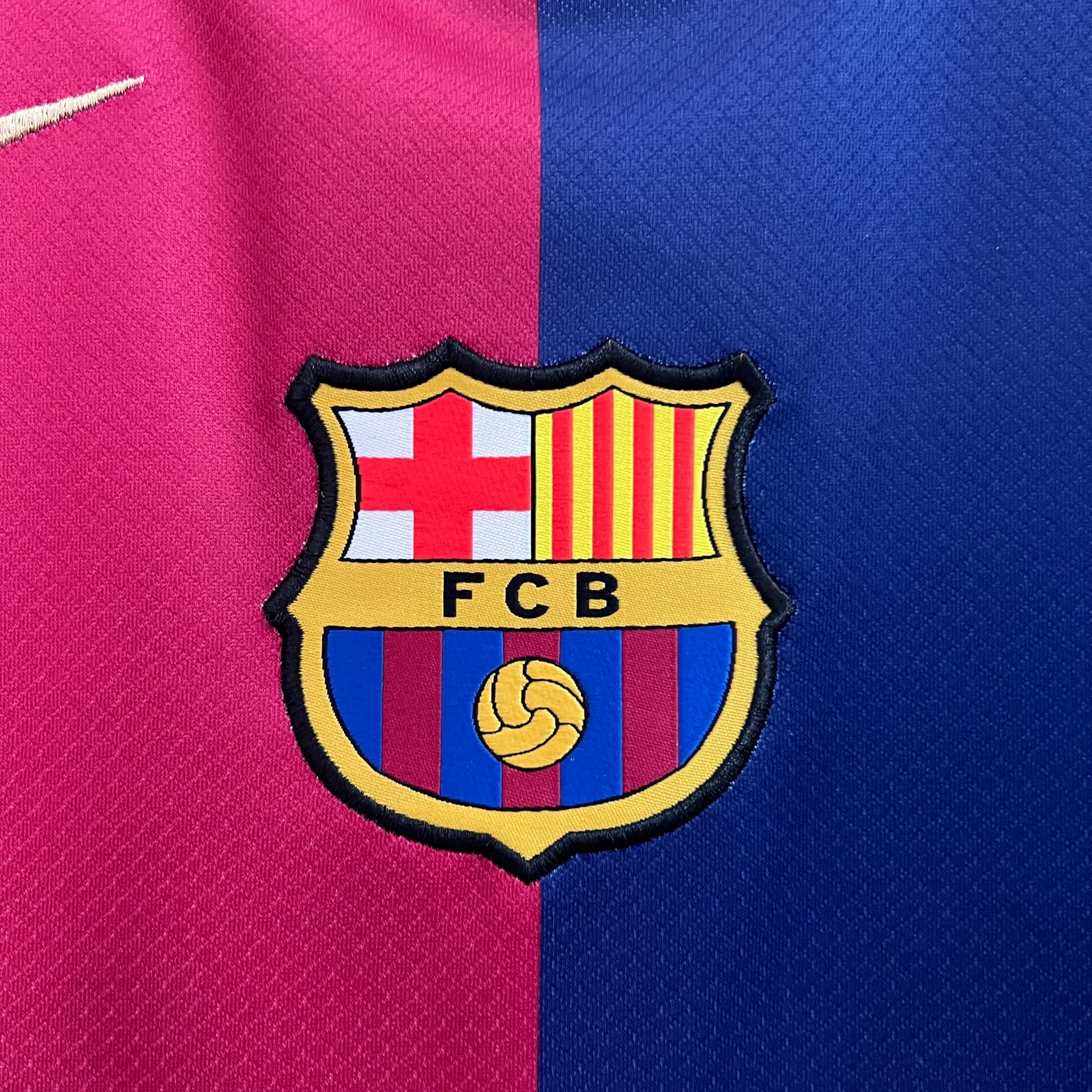 24/25 Barcelona Home — 2/2