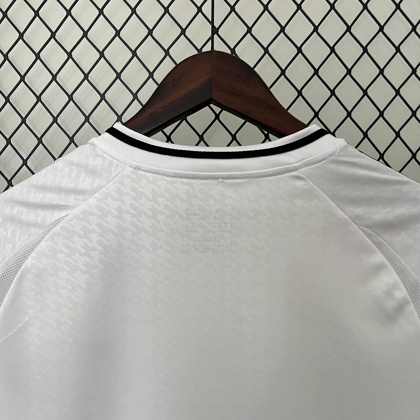 24/25 Women's Real Madrid Home — 1/2