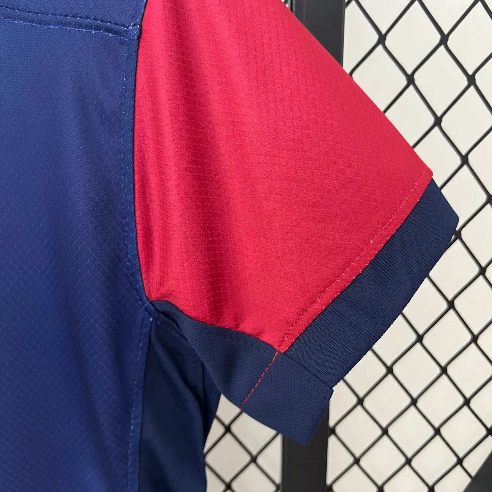 24/25 Women's Barcelona Home — 2/2
