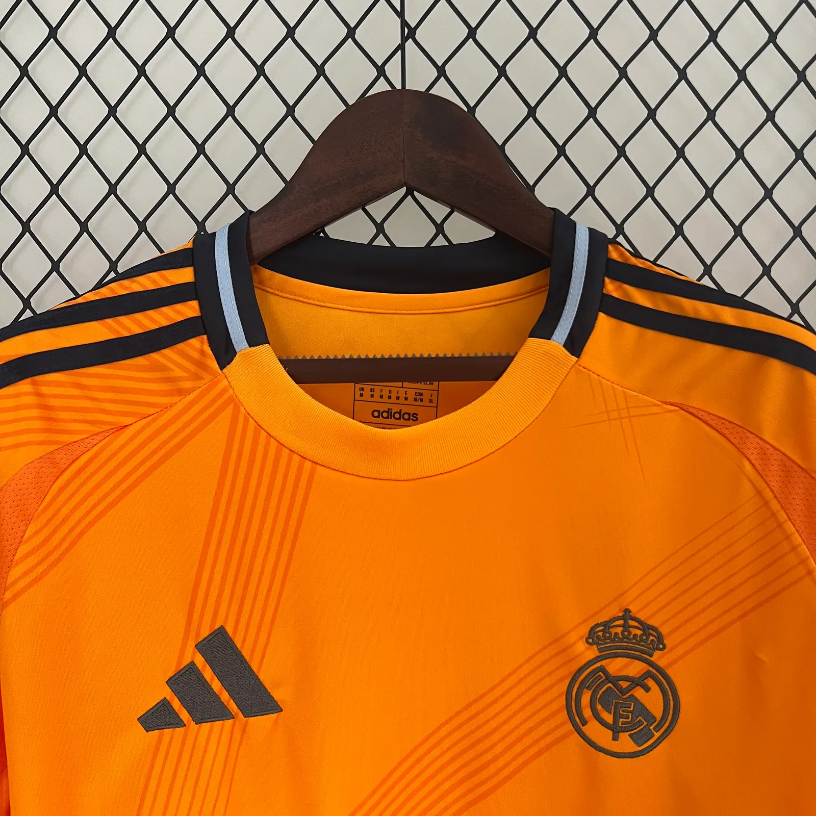 24/25 Real Madrid Away — 2/2