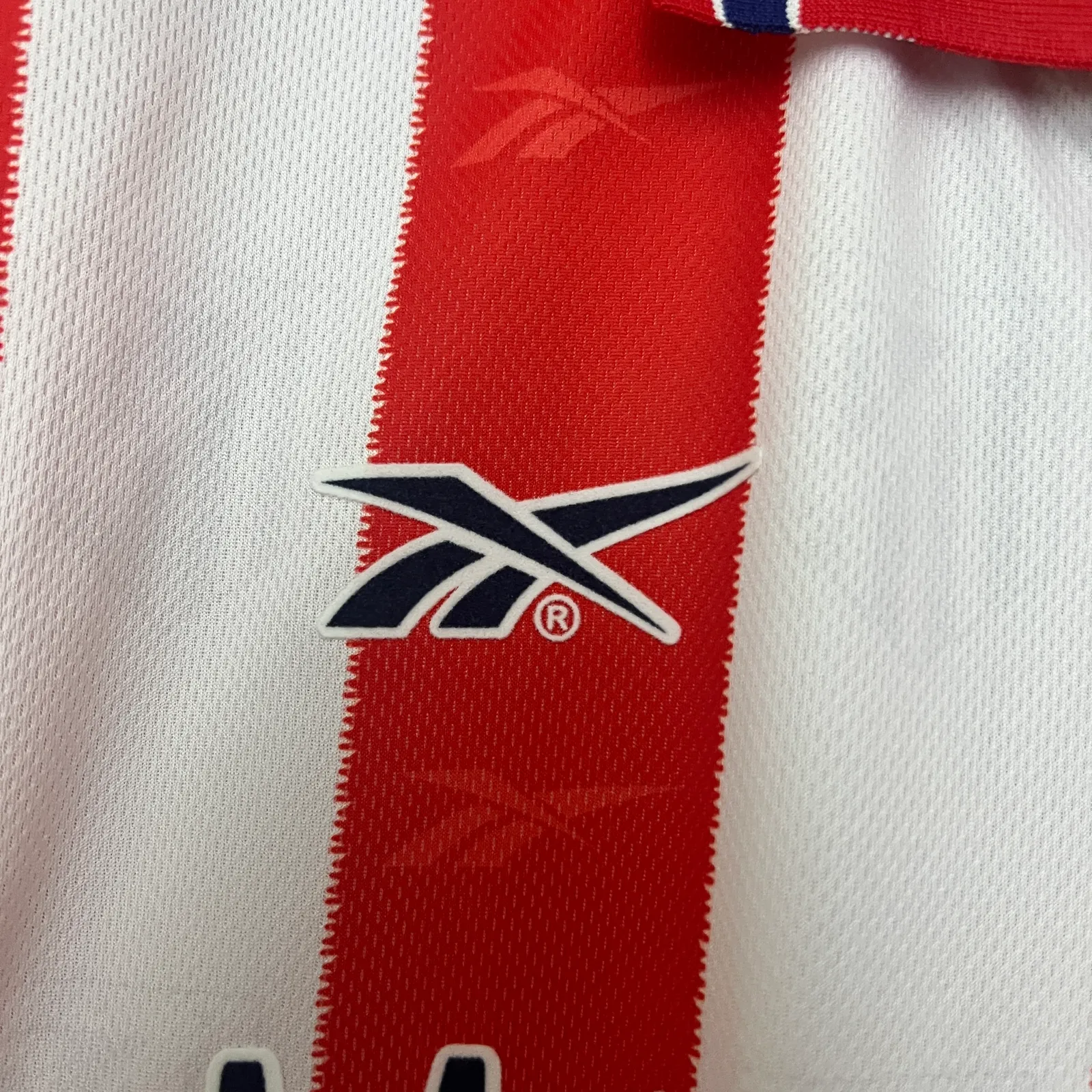 Retro Atletico Madrid 98/99 Home — 2/2