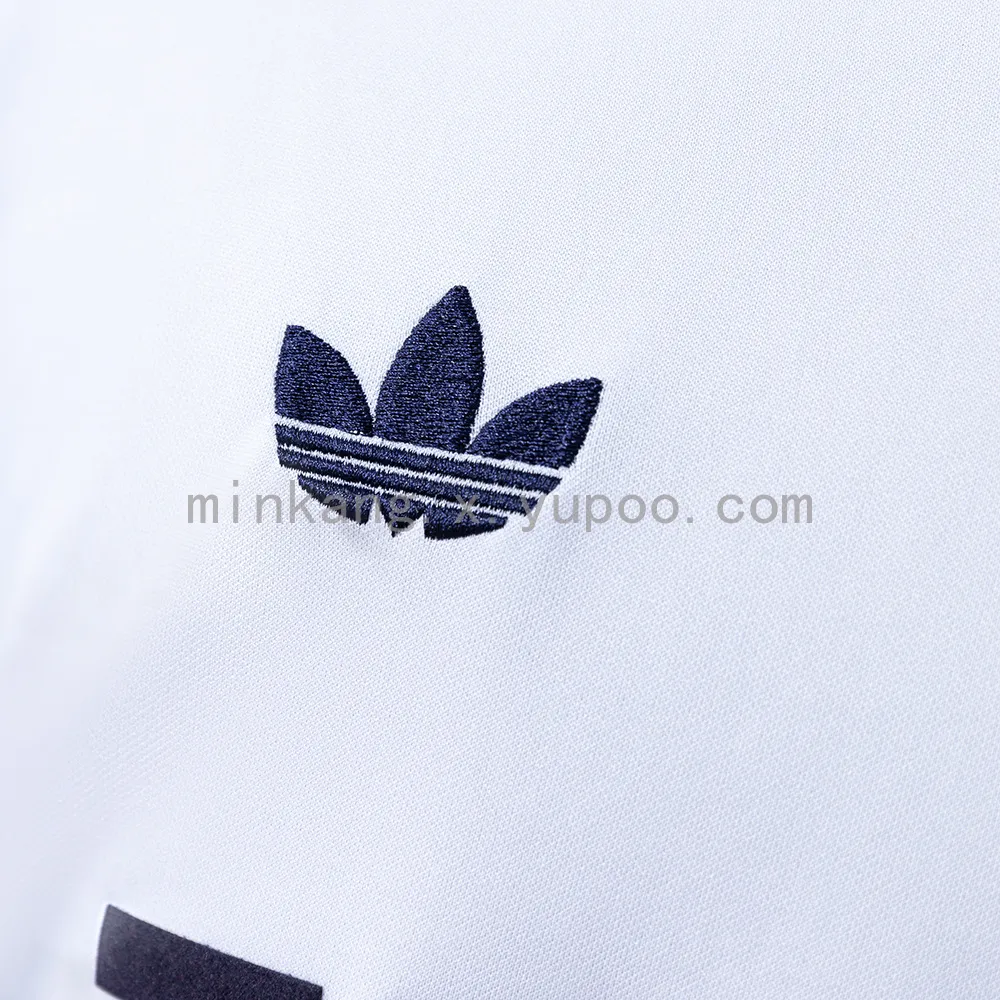 Retro Real Madrid 84/85 home — 2/2