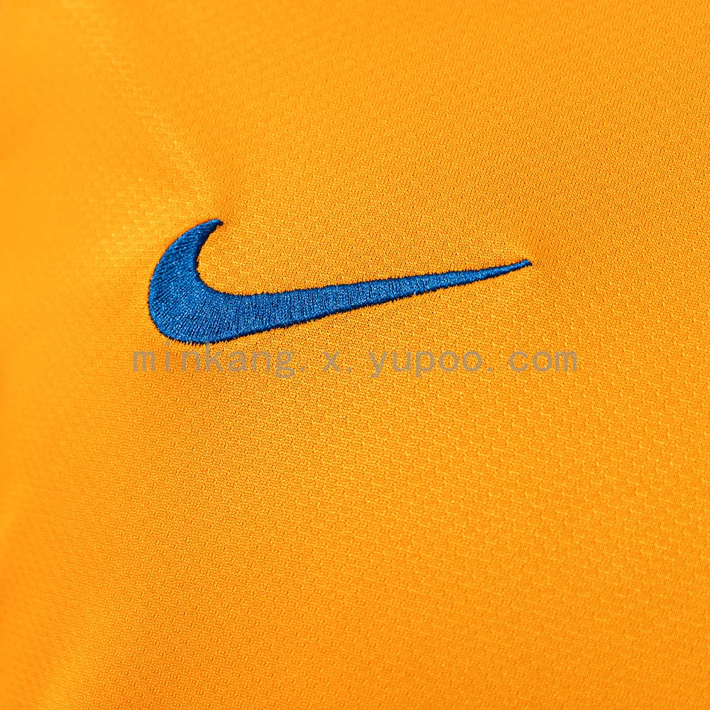 Retro Barcelona 06/07 Away — 2/2
