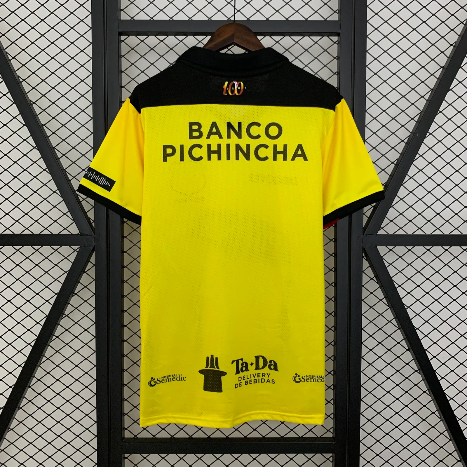 Retro Barcelona 100th Anniversary — 2/2
