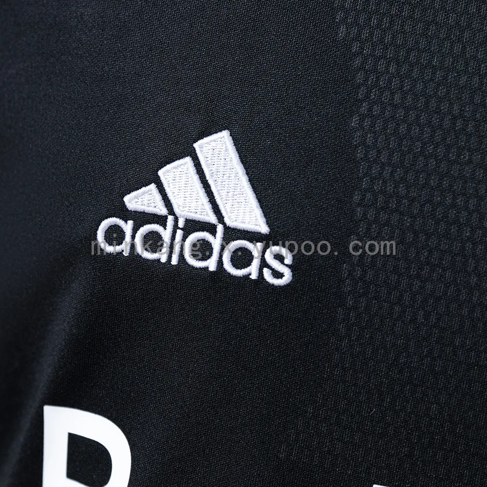 Retro Real Madrid 01/02 Away — 2/2