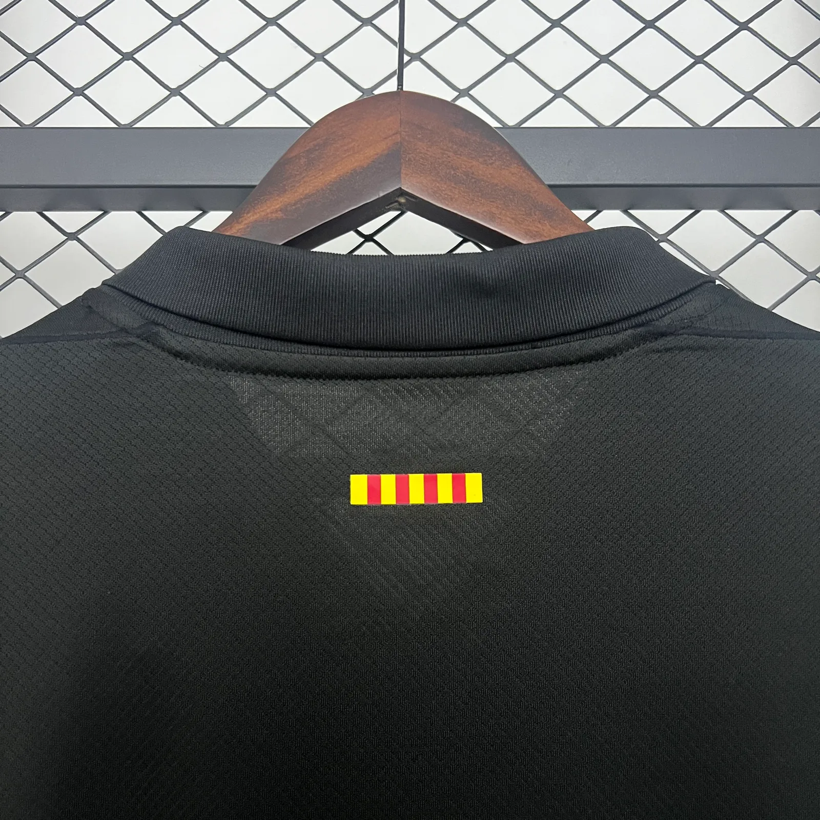 24/25 Barcelona away — 2/2