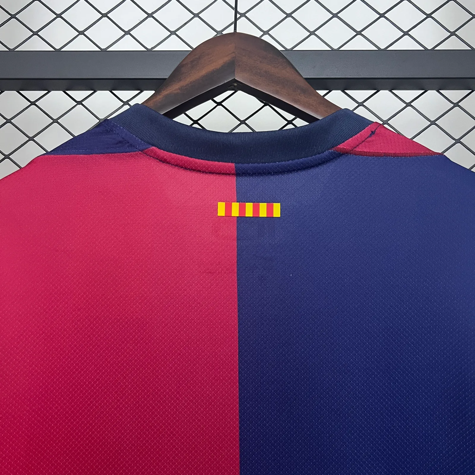 24/25 Barcelona Home — 2/2