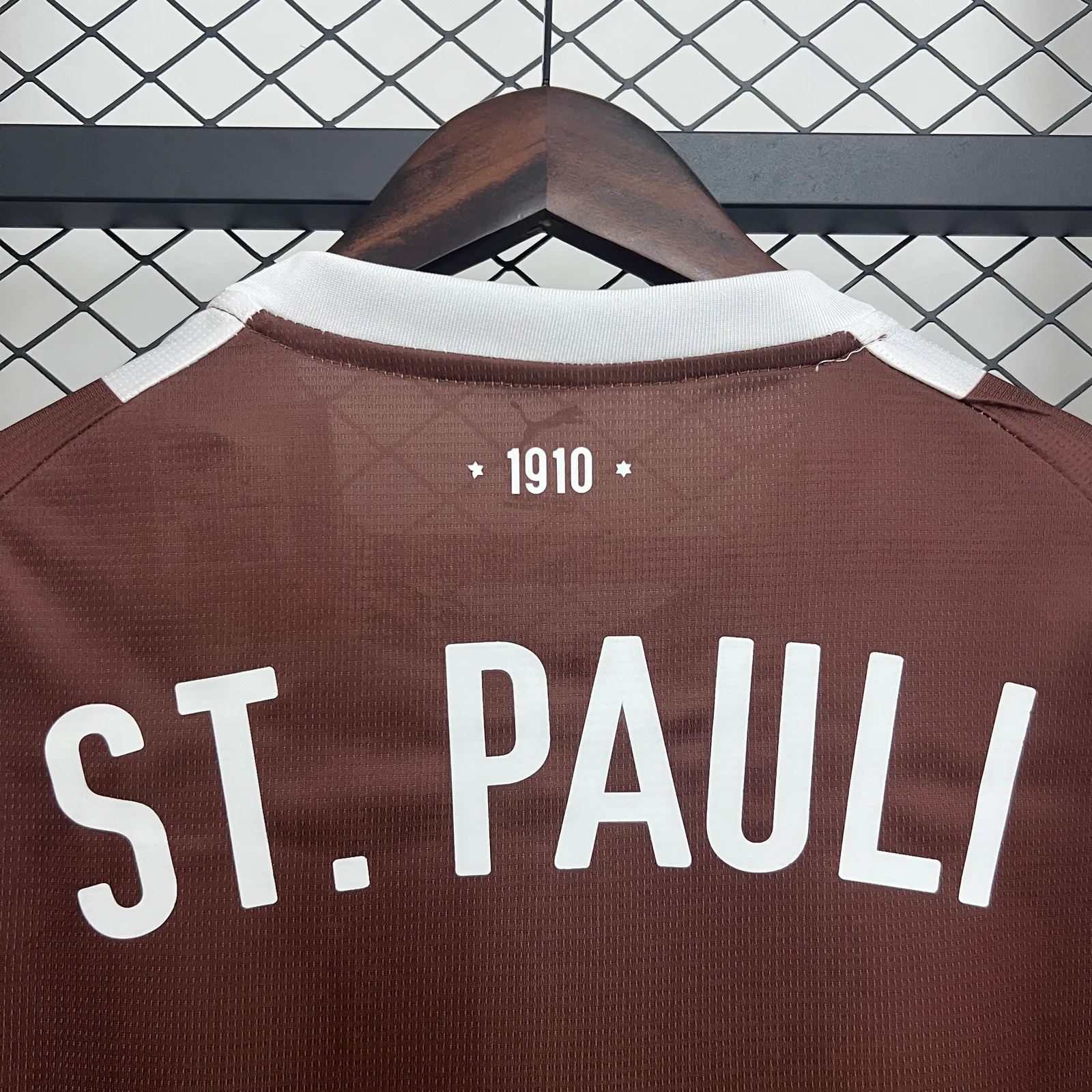 25/26 St. Pauli Home — 2/2