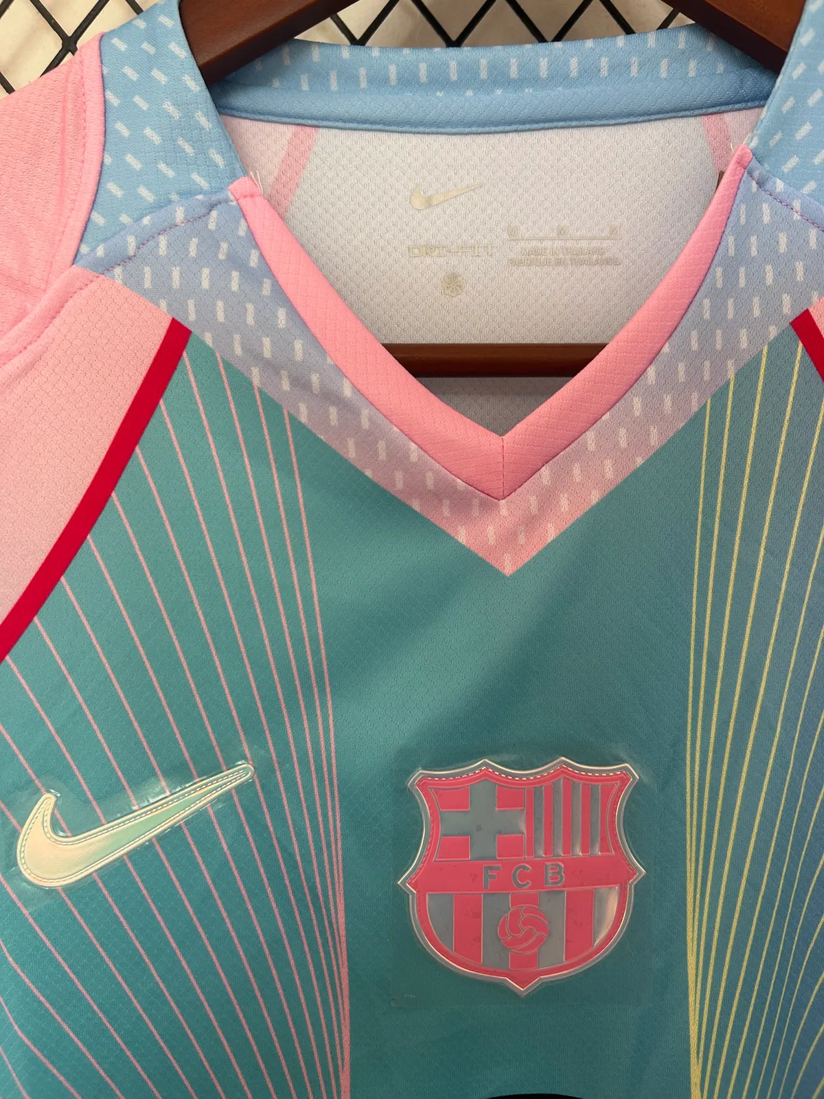 25/26 Barcelona Special Edition — 2/2