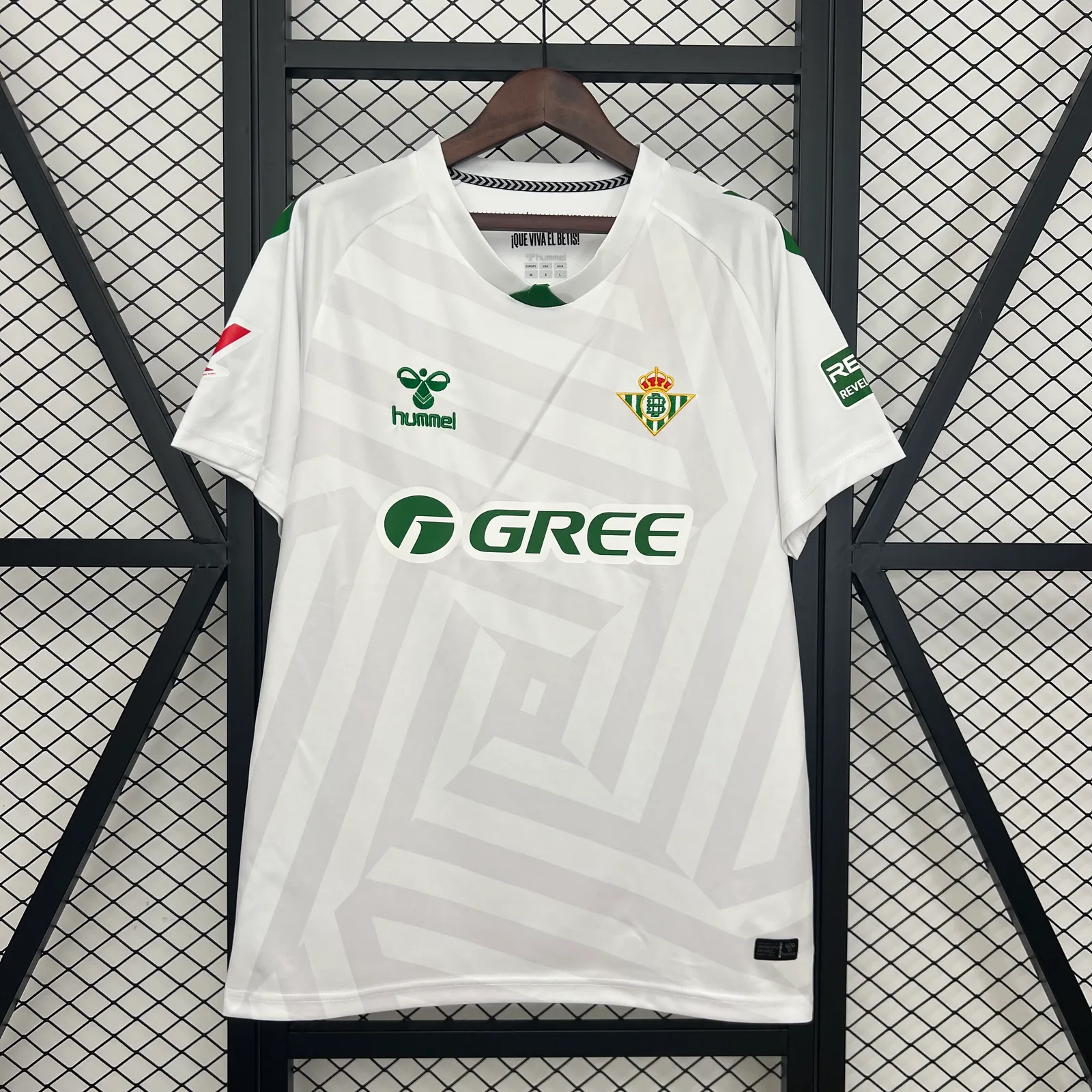 25/26 Real Betis Goalkeeper White — 2/2