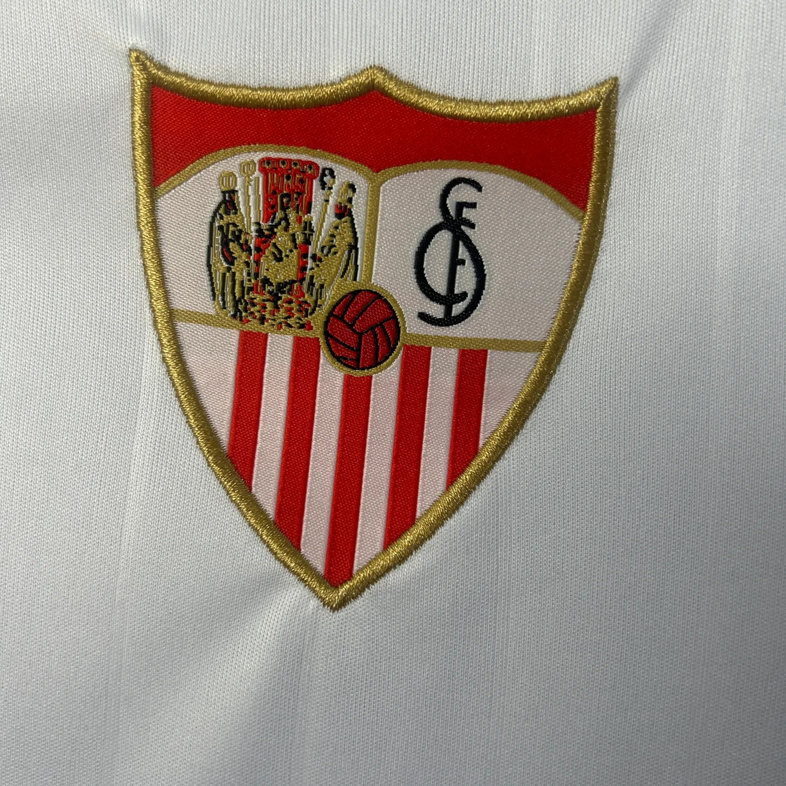 25/26 Sevilla home — 1/2