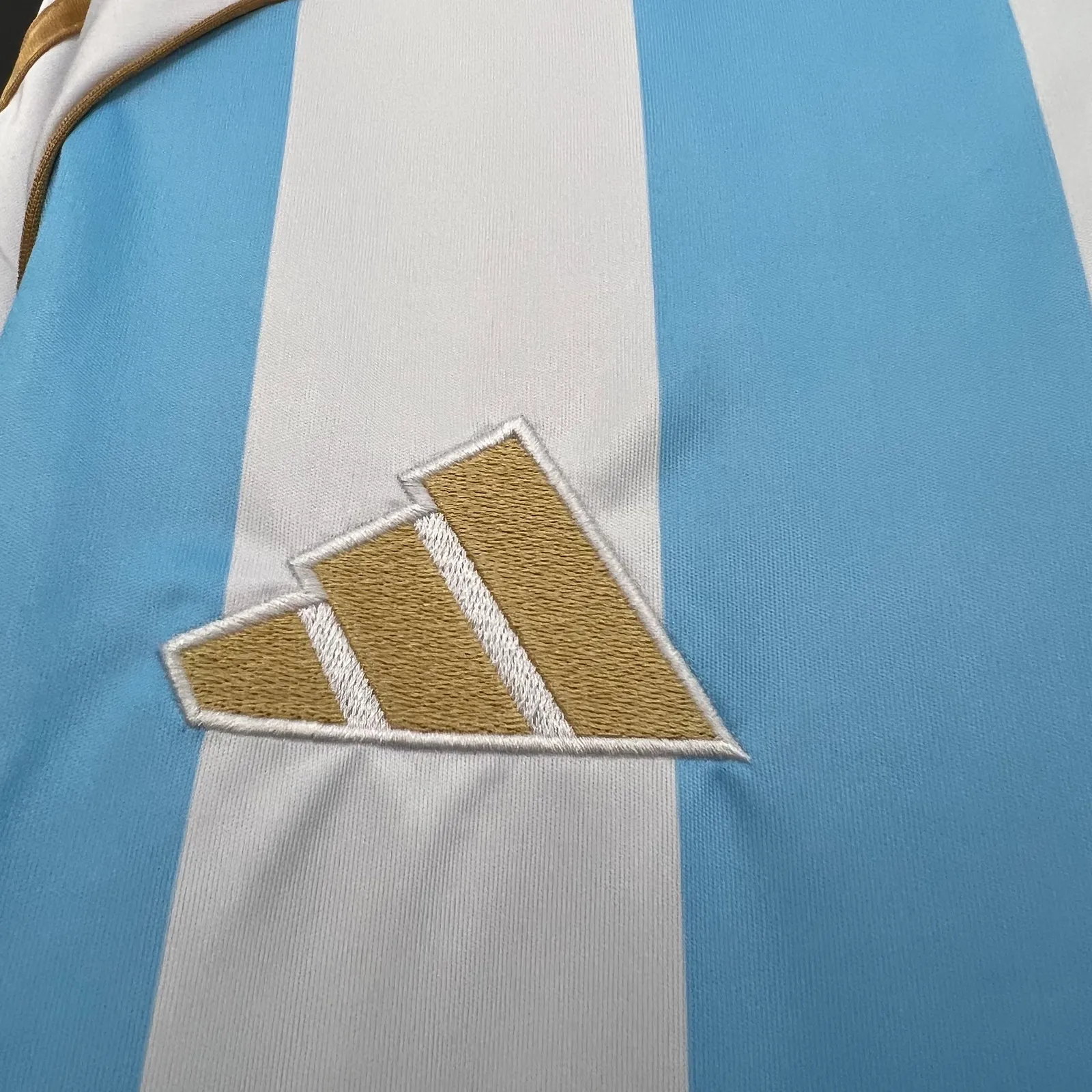 25/26 Real Oviedo third away — 2/2