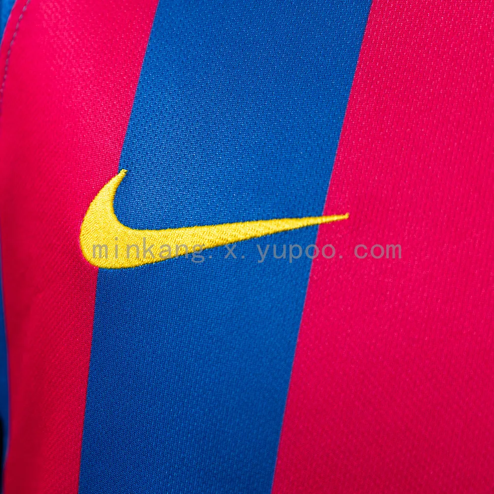 Retro Barcelona 05/06 home — 2/2