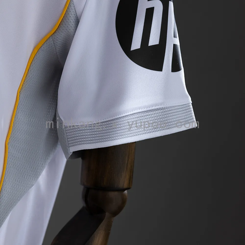 25/26 Real Madrid home — 2/2